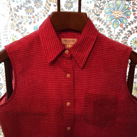 Linen Sleeveless Button Down Blouse - Picture 1 of 9